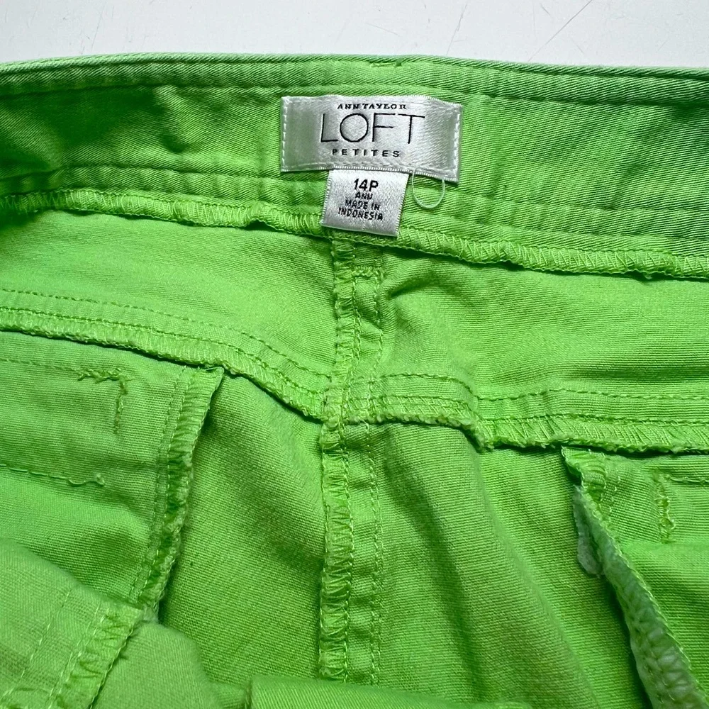 Ann Taylor Loft Lime Green Capris 14P Front Pockets - Picture 4 of 4